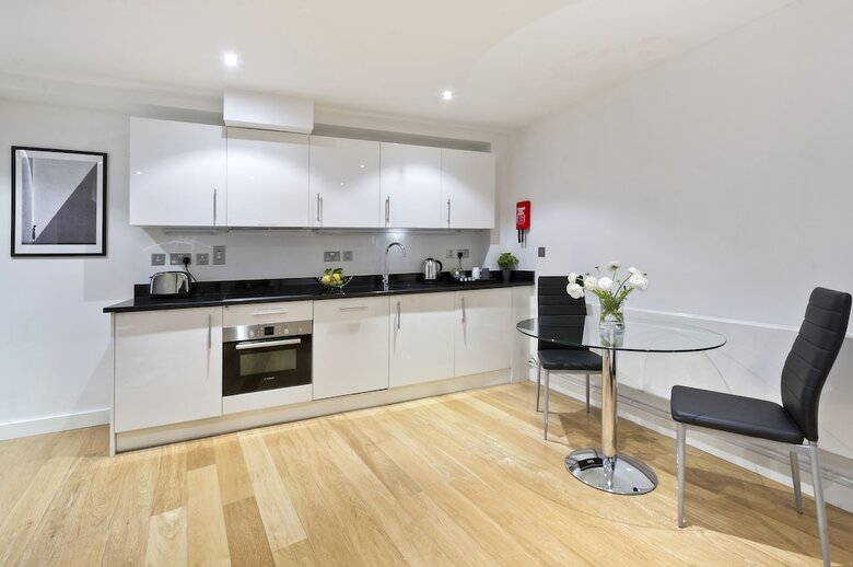 Apartamentos Red Lion Court By City2stay