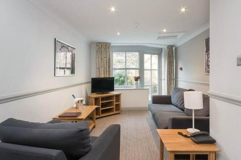 Aparthotel Derwent Manor Apartments
