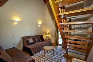 Hotel Anavasi Mountain Resort