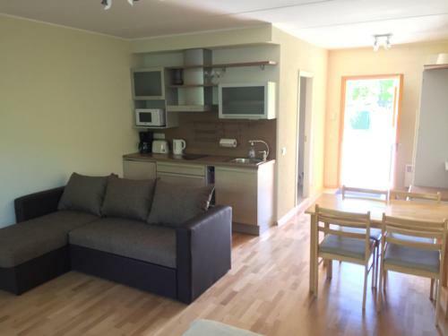 Apartamento Tulbi Beachfront Condo