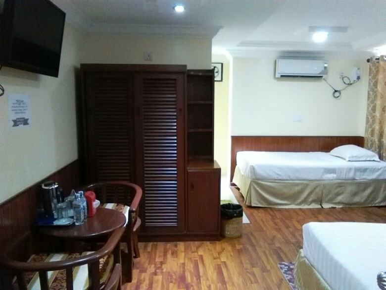 Good Time Hotel