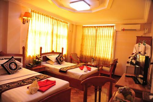 Golden City Crown Hotel
