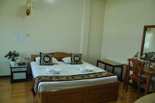 Golden City Crown Hotel