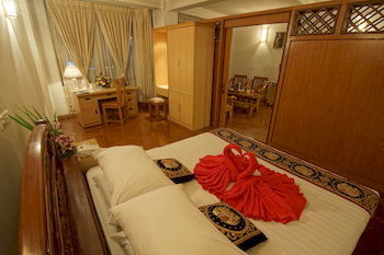 Hotel Mandalay