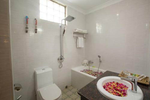 Golden Dream Hotel