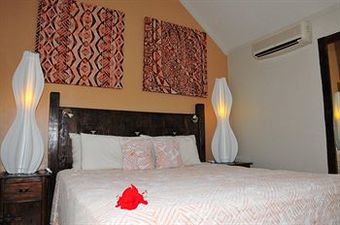 Hotel Crown Beach Resort & Spa