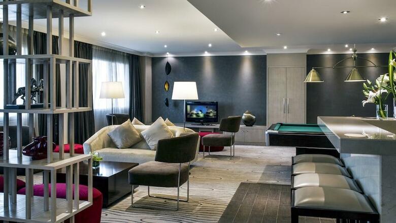 Hotel Crowne Plaza Dubai Deira