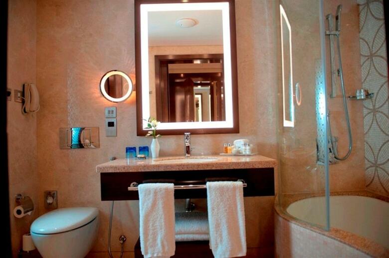 Hotel Crowne Plaza Dubai Deira