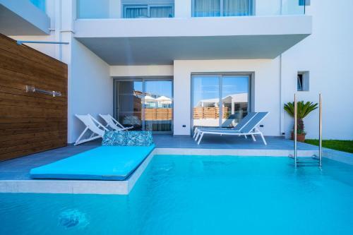 Hotel Harmony Crest Resort