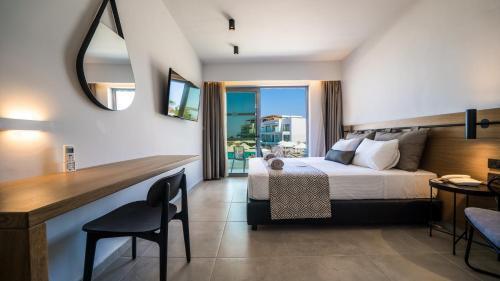Hotel Harmony Crest Resort
