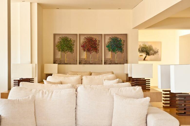 Lindos White Hotel & Suites