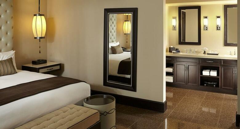 National Hotel, An Oceanfront Resort