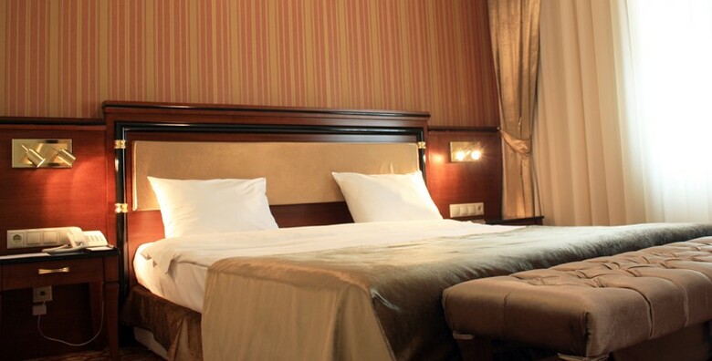 Atropat Old City Hotel