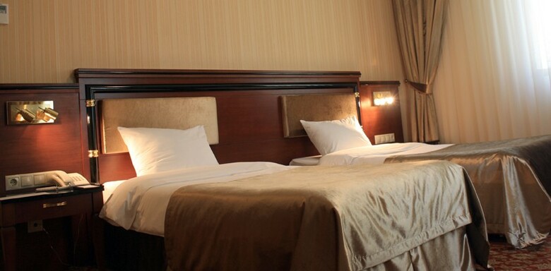 Atropat Old City Hotel