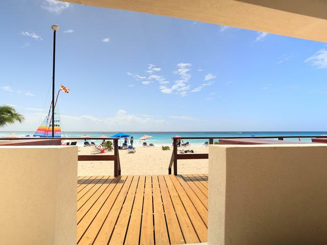 Hotel Infinity On The Beach