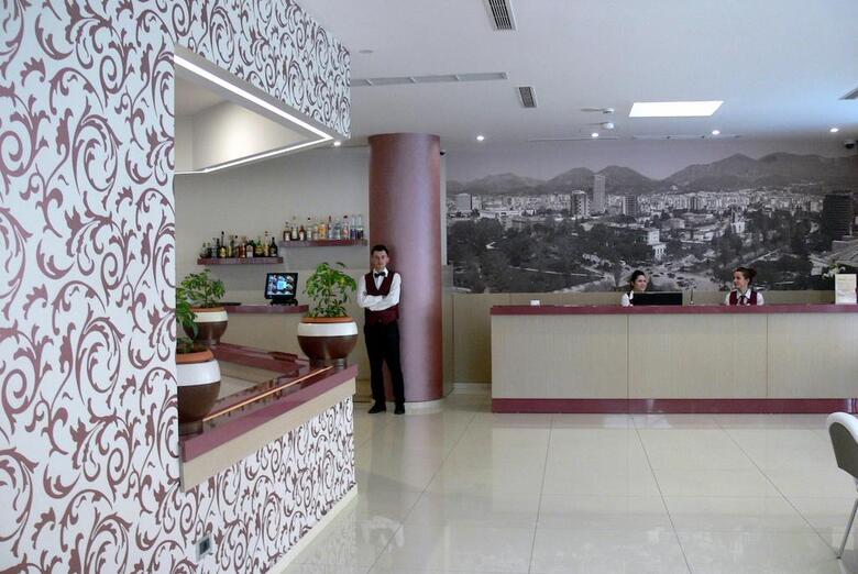 Hotel Sky 2