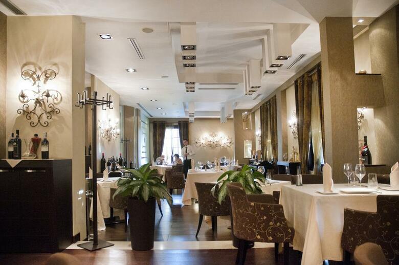 Hotel Monarc