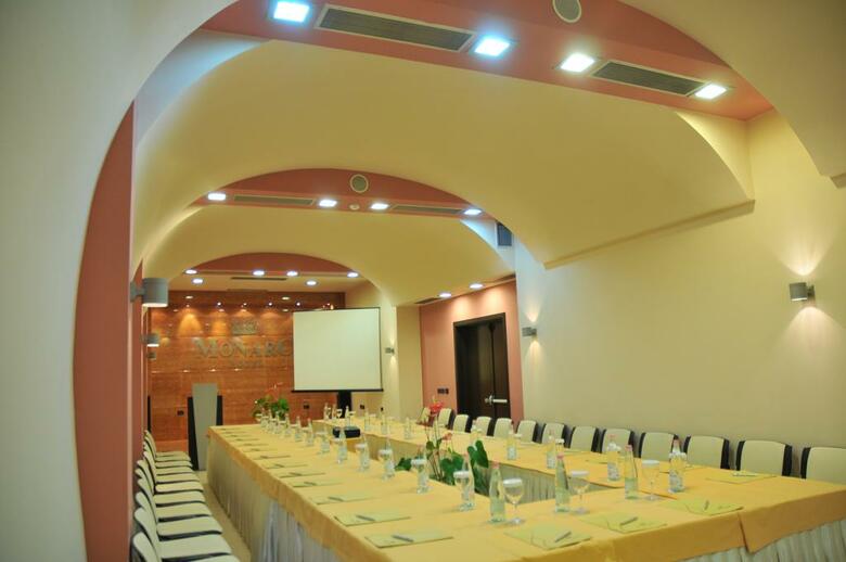 Hotel Monarc