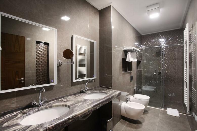 Hotel Colosseo Tirana