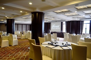 Hotel Fairmont Peace