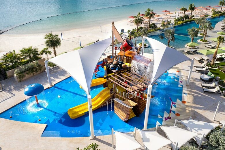 Four Seasons Hotel Bahrain Bay