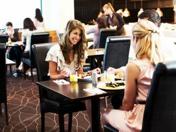 Hotel Rydges World Square
