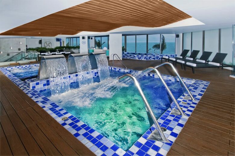 Hotel Zuana Beach Resort