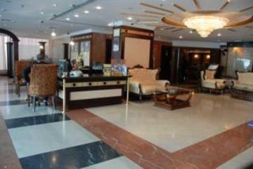 Hotel Versailles