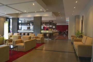 Hotel Mantra Hindmarsh Square