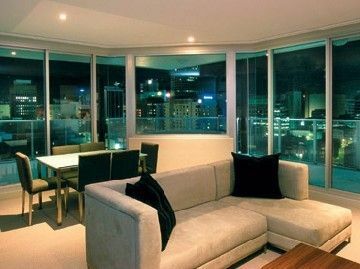 Hotel Oaks Embassy