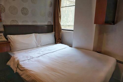 Lander Hotel Prince Edward