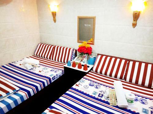 Hostal Day And Night Hotel