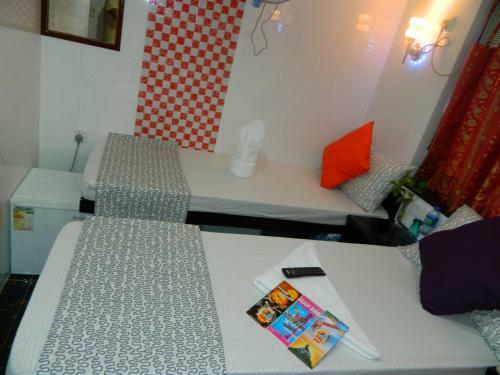 Hostal New London Hostel