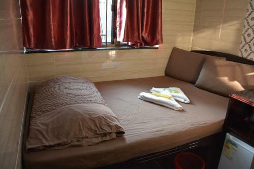 Hostal Everest Hostel