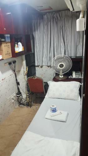 Hostal Everest Hostel
