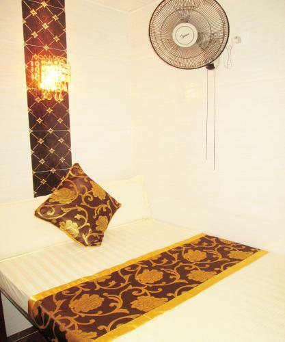Hostal Pay-less Guesthouse