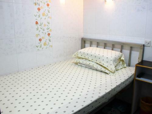 Hostal Pay-less Guesthouse