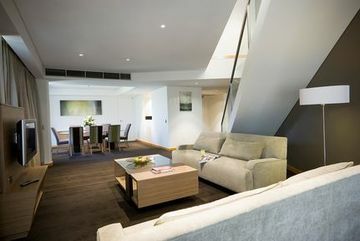 Crowne Plaza Hotel Canberra