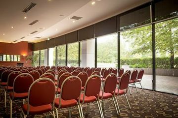 Crowne Plaza Hotel Canberra