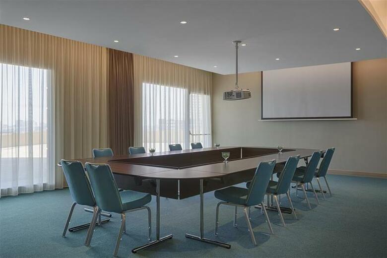 Hotel Four Points By Sheraton Oran