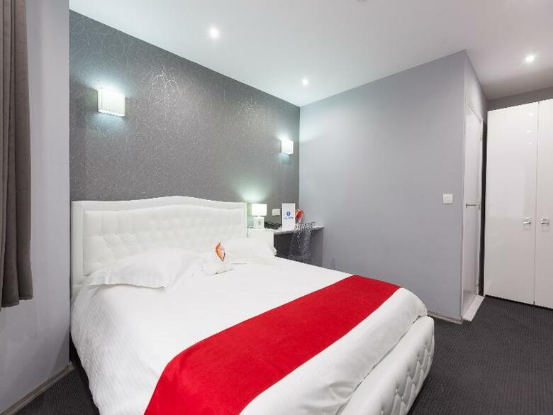 Hotel Phenix