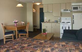 Hotel Coast Osoyoos Beach