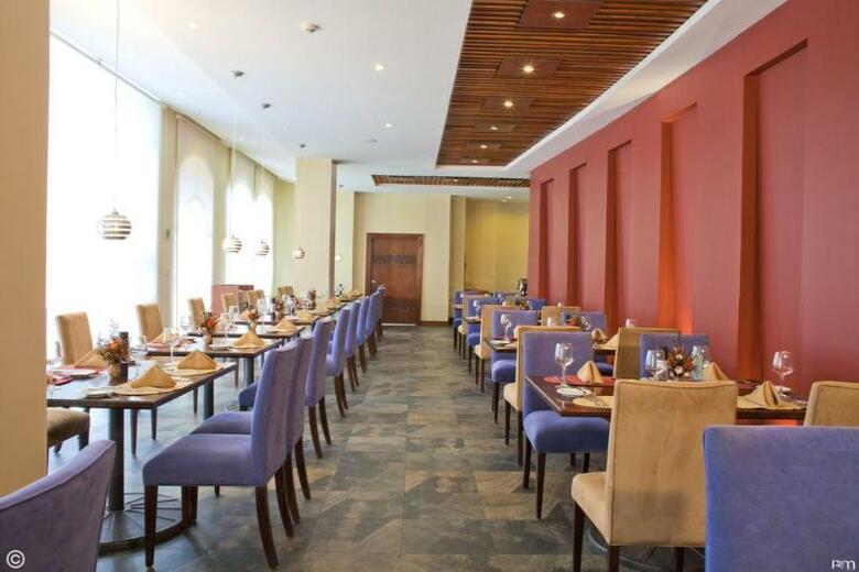 Howard Johnson Hotel Loja