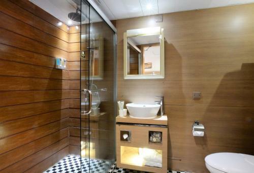 Bridal Tea House Hotel (yaumatei)
