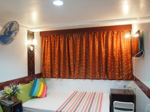 Hostal Singapore Hostel