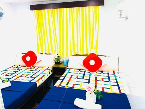 Hostal Singapore Hostel