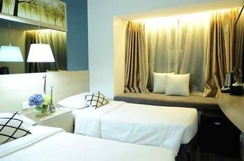 M1 Hotel