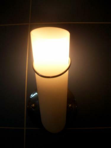 Hostal Oriental Pearl Budget Hotel