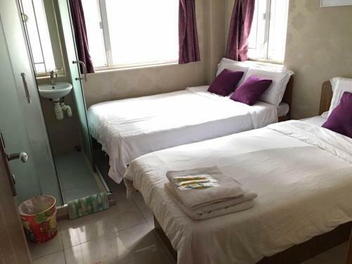 Hostal Me Easy Hostel