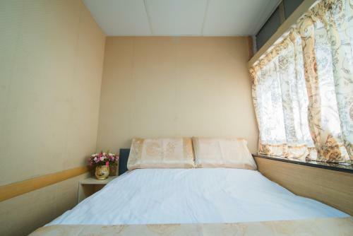 Hostal Me Easy Hostel